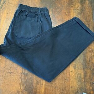 NEW GAP FLAT-FRONT CUFFED CROPPED ELASTIC WAIST PANTS-BLACK SIZE 14